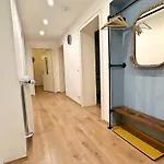 Апартаменты Urban & Chic: 2bdr, Parkplatz *