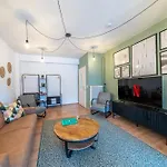 Urban & Chic: 2bdr, Parkplatz Апартаменты *