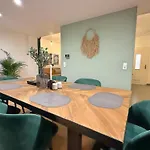 Апартаменты Urban & Chic: 2bdr, Parkplatz *
