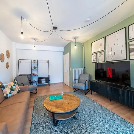 Urban & Chic: 2bdr, Parkplatz 아파트 *