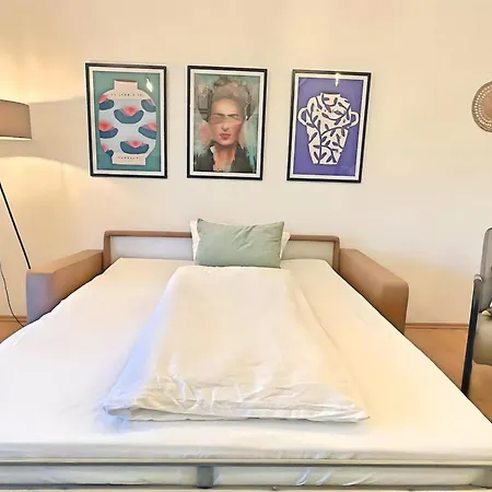 Urban & Chic: 2bdr, Parkplatz Apartamento