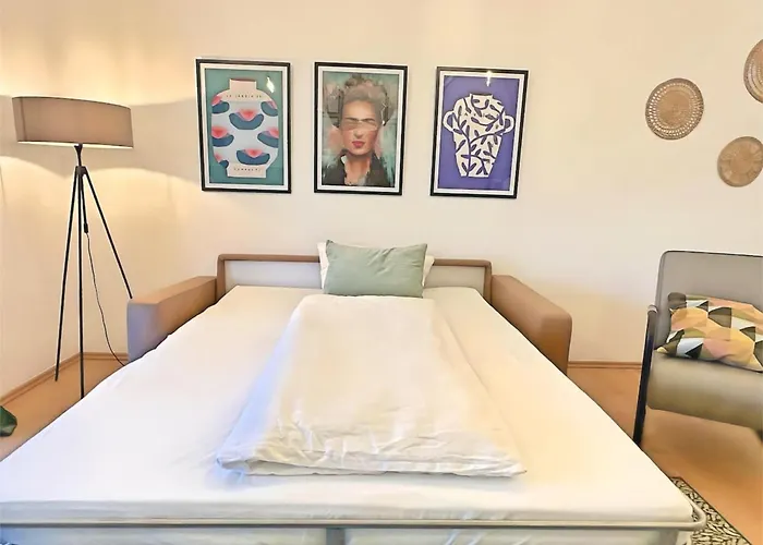 Urban & Chic: 2bdr, Parkplatz Apartamento